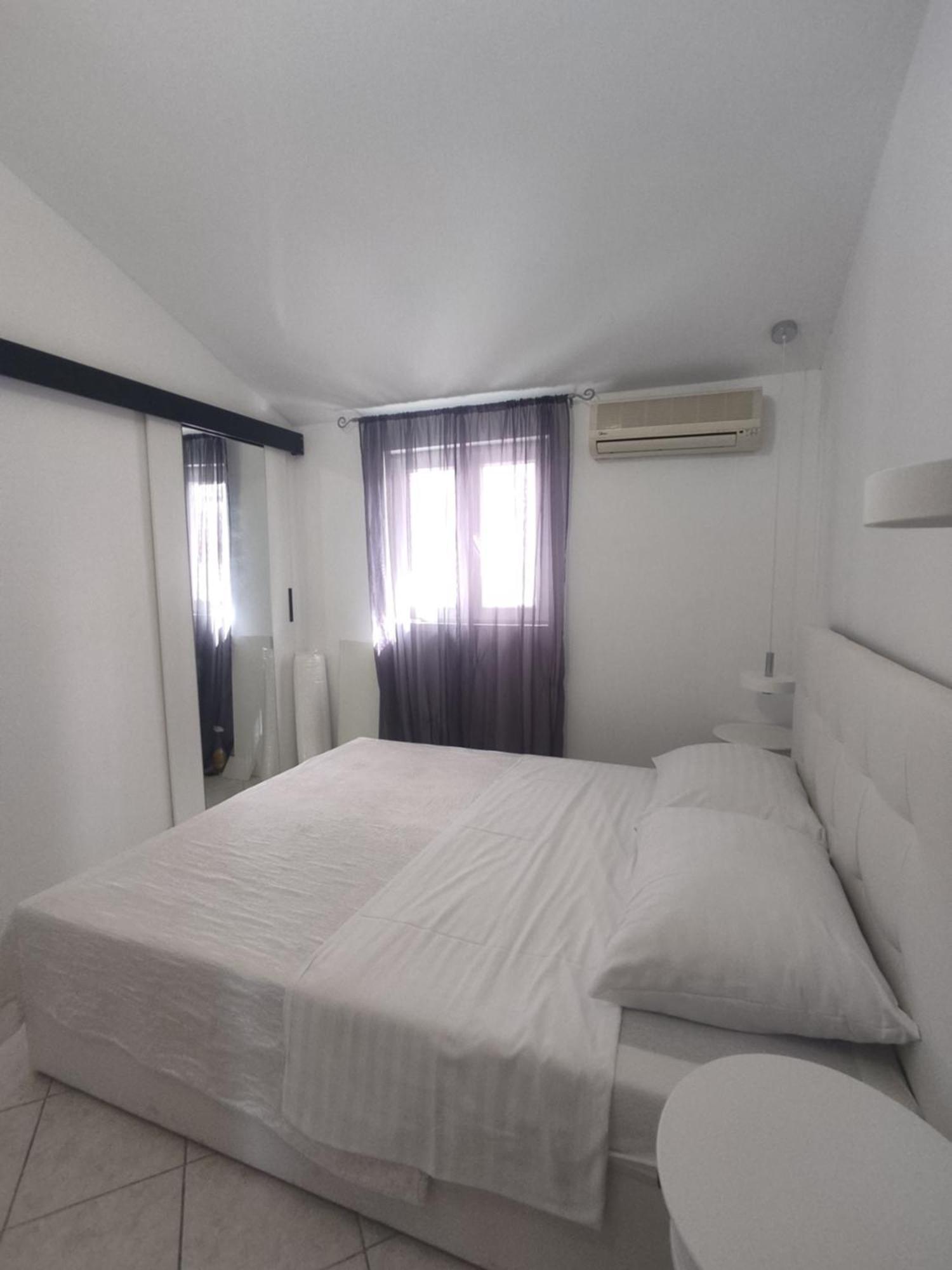 Apartments Villa Dalmatina ヴォディツェ エクステリア 写真