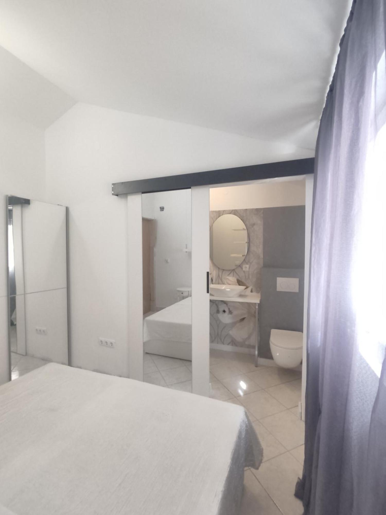 Apartments Villa Dalmatina ヴォディツェ エクステリア 写真